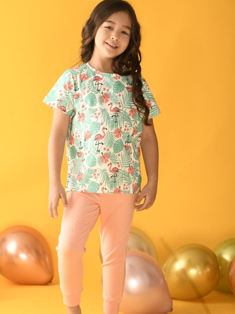 

Anthrilo Girls White Printed T-shirt with Trousers