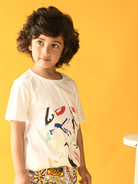 

Anthrilo Boys White Printed T-shirt with Shorts