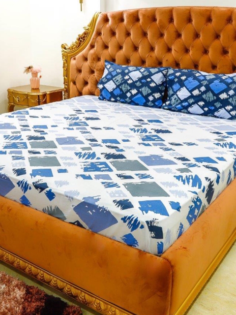 

The Mini NEEDLE Blue & White 144 TC King Bedsheet with 2 Pillow Covers