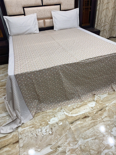 

Pure Decor Grey & Yellow Floral 400 TC King Bedsheet with 2 Pillow Covers
