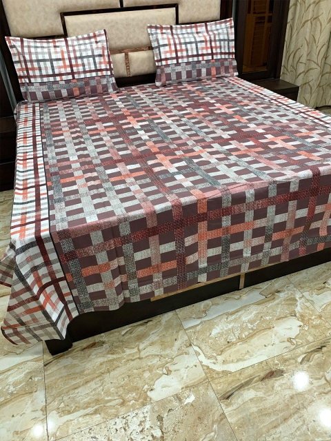 

Pure Decor Red & Maroon Geometric 300 TC Queen Bedsheet with 2 Pillow Covers