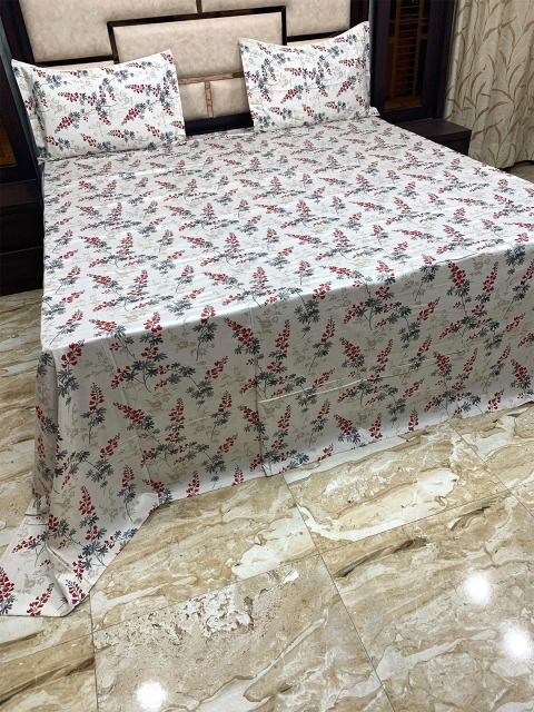 

Pure Decor White & Pink Floral King Bedsheet with 2 Pillow Covers