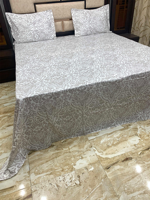 

Pure Decor Grey & White King Bedsheet with 2 Pillow Covers