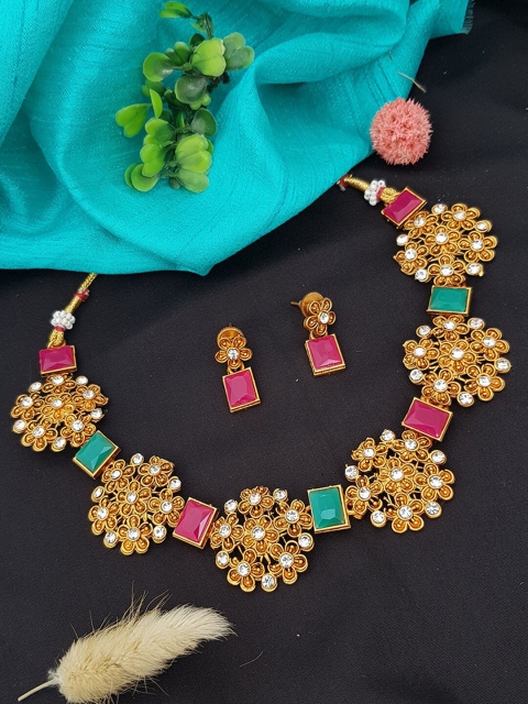 

GRIIHAM Gold Plated Green & Red Stone Studded Floral Design Necklace Set