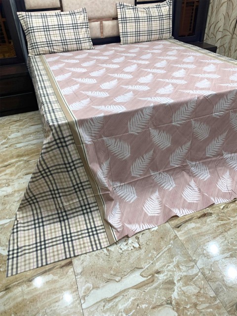 

Pure Decor Peach-Coloured & Black Floral 400 TC King Bedsheet with 2 Pillow Covers