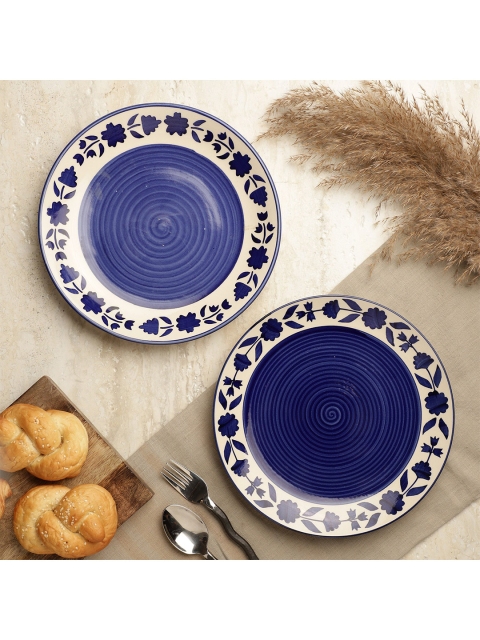 

The Decor Mart Blue & White 2 Pieces Floral Printed Ceramic Glossy Plates