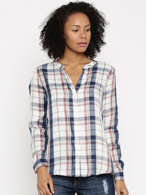 

ONLY Women White & Maroon Regular Fit Checked Casual Shirt