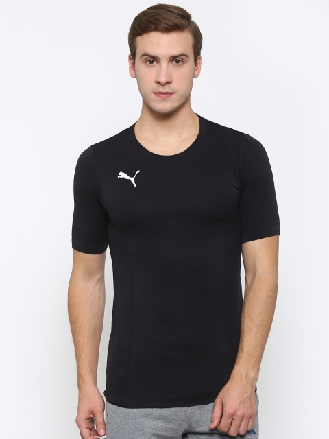 

Puma Men Black ftblTRG Seamless T-shirt