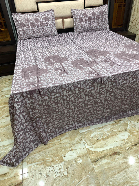 

Pure Decor Red & White Floral 400 TC King Bedsheet with 2 Pillow Covers