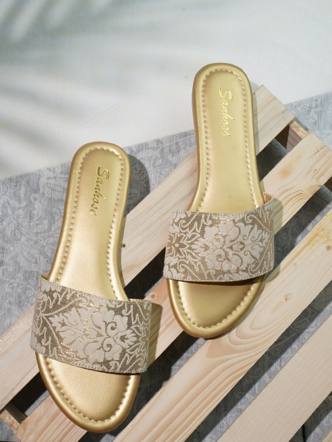 

Sanhose Women Gold-Toned Open Toe Flats