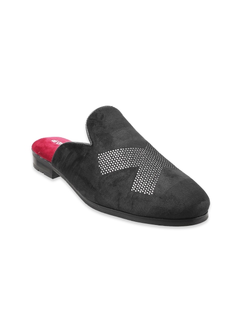 

DAVINCHI Men Black & White Ethnic Shoe-Style Sandals