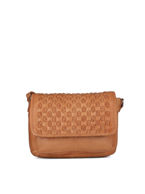 

PELLE LUXUR Women Camel Brown Textured Messenger Bag