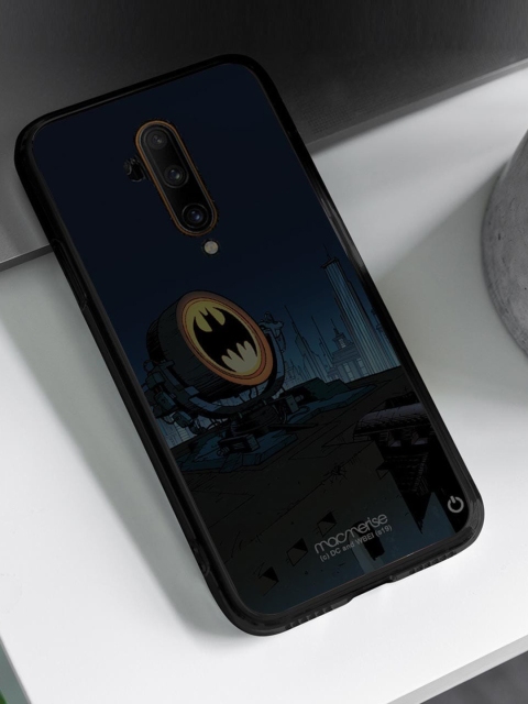 

macmerise Black & Blue Light Up Bat OnePlus 7T Pro Phone Case