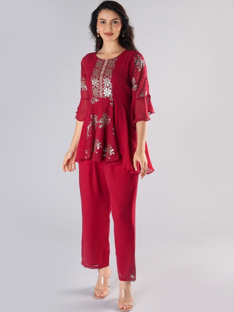 

taruni Women Red Floral Printed Kurti with Trousers