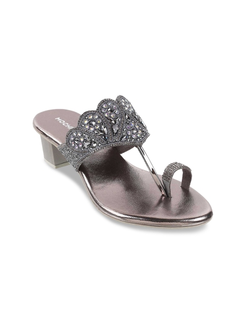 

Mochi Women Grey Embellished One Toe Flats