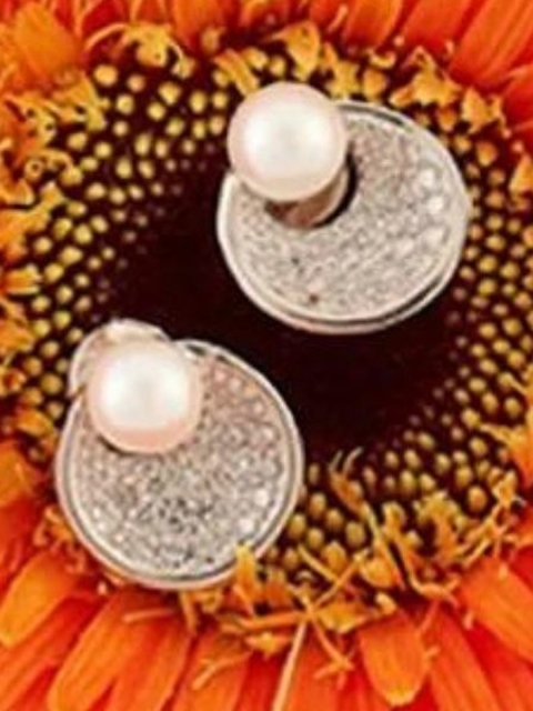 

SILBERRY Silver-Toned Contemporary Studs Earrings