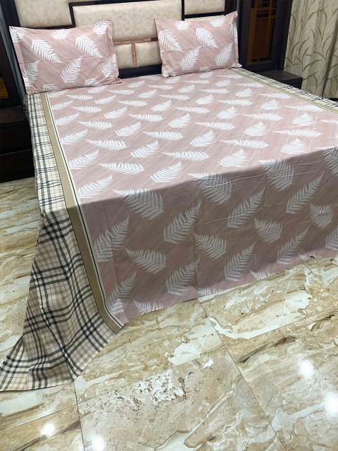 

Pure Decor Peach-Coloured & White Floral 400 TC King Bedsheet with 2 Pillow Covers