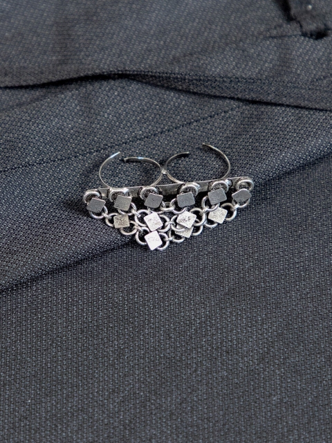 

creyons by mansi Silver-Toned Layered Finger Ring