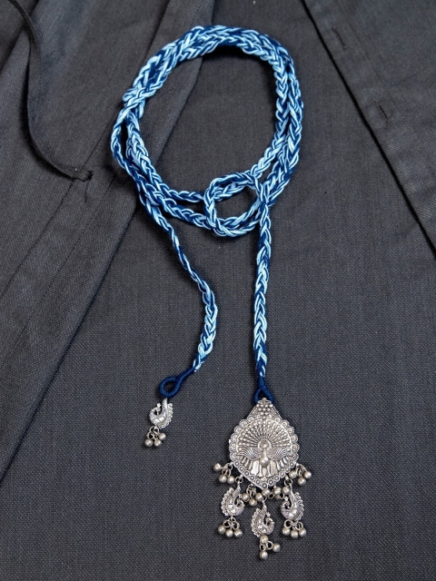 

creyons by mansi Blue & Silver-Toned Embellished Stole Handcrafted Necklace