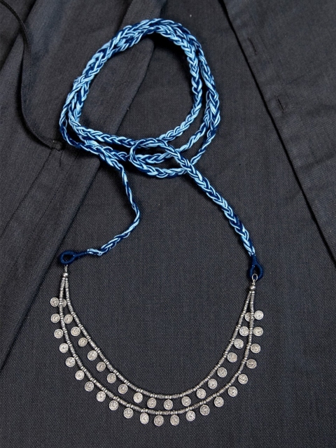 

creyons by mansi Blue & Silver-Toned Embellished Stole Handcrafted Necklace