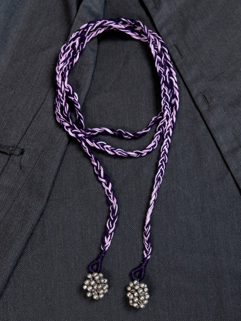 

creyons by mansi Purple & Silver-Toned Embellished Stole Handcrafted Necklace