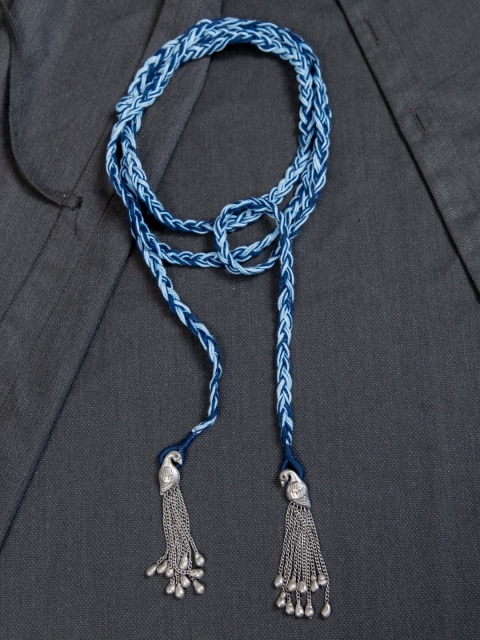 

creyons by mansi Blue & Silver-Toned Embellished Stole Handcrafted Necklace