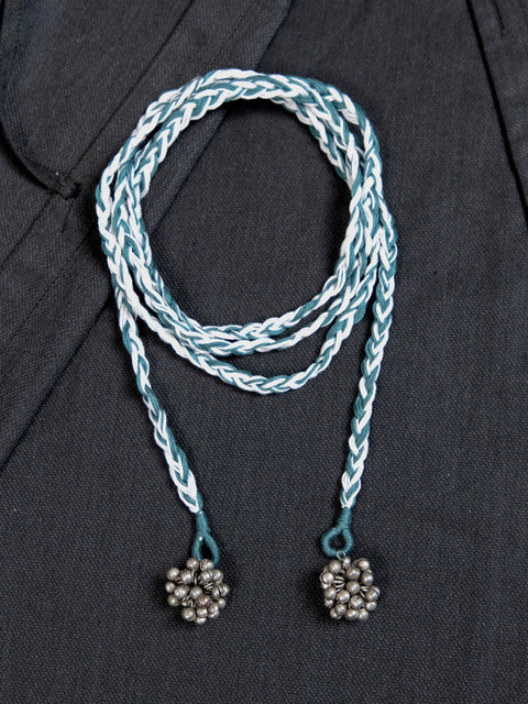 

creyons by mansi White & Blue Embellished Stole Handcrafted Necklace