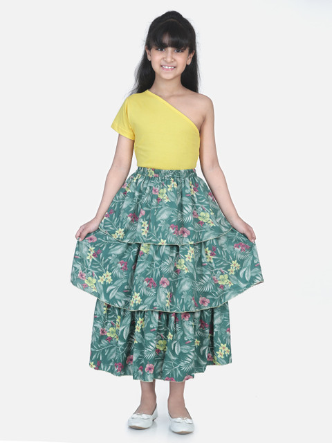 

AWW HUNNIE Green Floral Printed Long Skirt, Yellow
