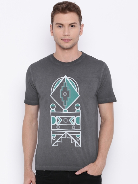 

Slub Men Charcoal Grey Printed Pure Cotton T-shirt