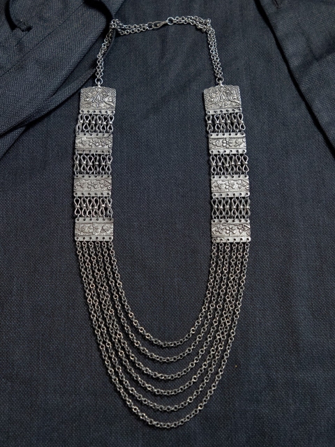 

creyons by mansi Silver-Toned Layered Chain Necklace