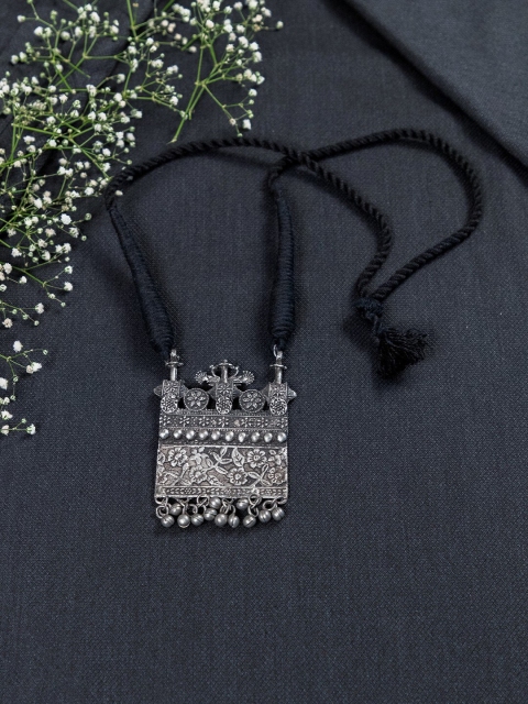

creyons by mansi Silver-Toned & Black Peacock Charm Necklace