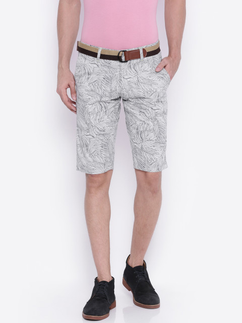 

Sports52 wear Men Off-White & Blue Printed Chino Shorts
