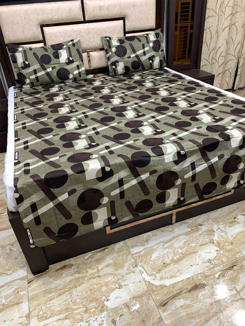 

Pure Decor Green & White Geometric 350 TC Single Bedsheet with 2 Pillow Covers