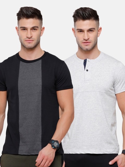

MADSTO Men Black 2 Applique Slim Fit T-shirt