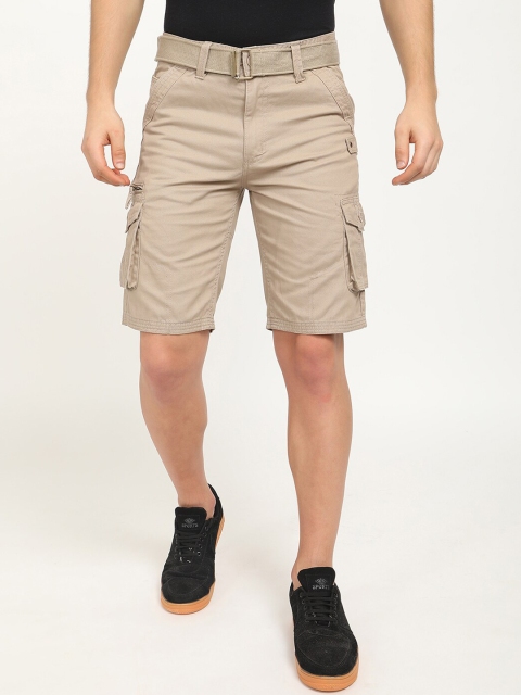

V2 Value & Variety Men Cream-Coloured Shorts