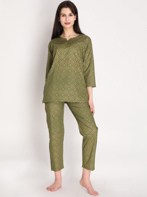 

Duchess Women Green & Gold-Toned Printed Night suit