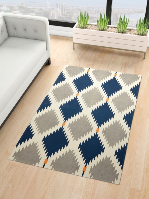 

Living scapes by Pantaloons Navy Blue & Grey Contemporary Cotton Carpet