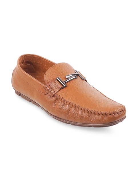 

Mochi Men Tan Textured Leather Loafers