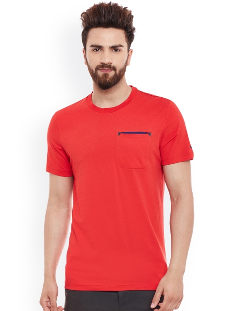 

Alcis Men Red Solid Round Neck T-shirt