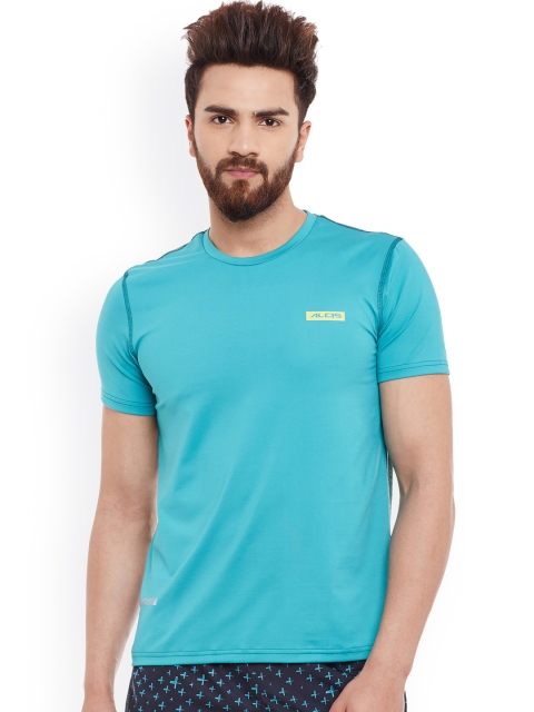 

Alcis Men Turquoise Blue Colourblocked Round Neck T-shirt