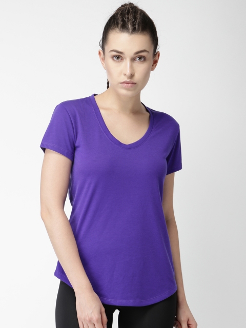 

New Balance Women Purple Solid V-Neck T-shirt
