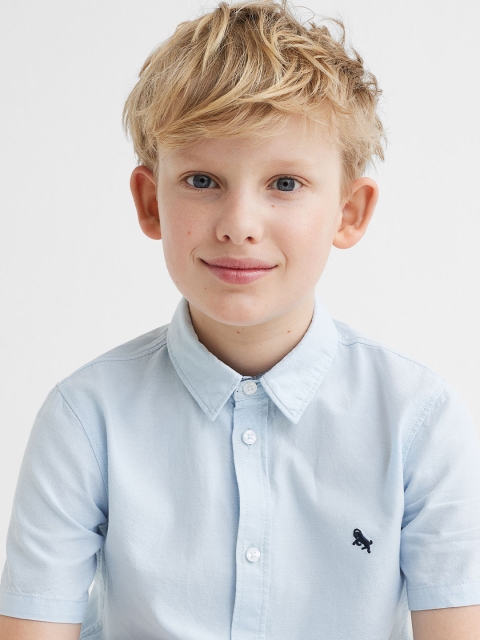

H&M Boys Blue Solid Regular Fit Short-Sleeved Cotton Shirt