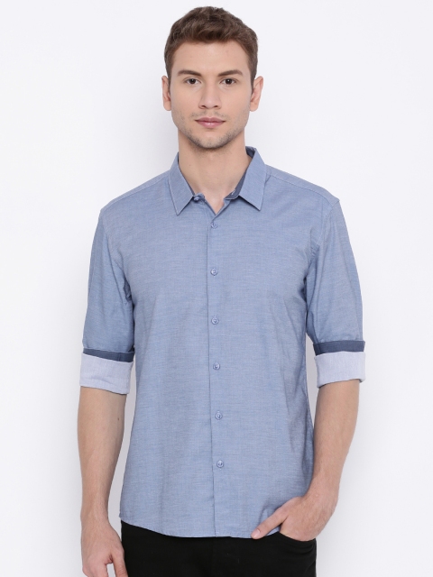 

Voi Jeans Men Blue Solid Slim Fit Casual Shirt