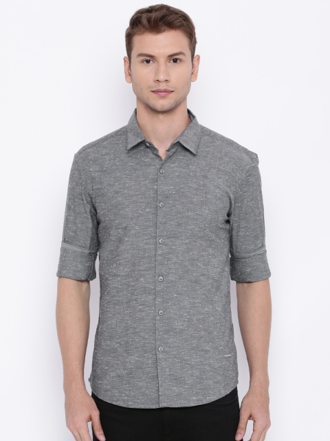 

Voi Jeans Men Grey Melange Slim Fit Self-Design Casual Shirt