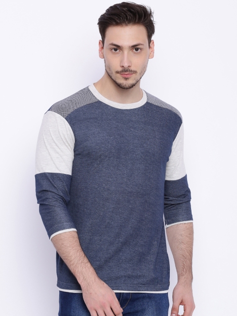 

Campus Sutra Men Blue & White Colourblocked Round Neck T-shirt