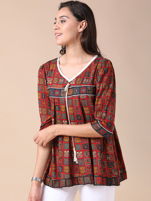 

J Turritopsis Maroon & tap shoe Print Top