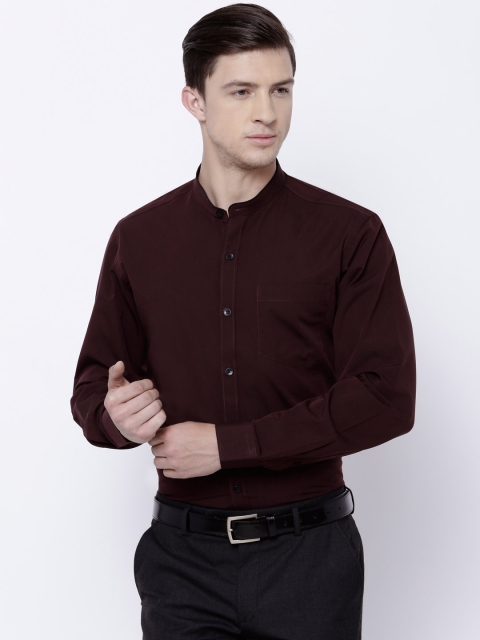 

Black coffee Men Maroon Slim Fit Solid Formal Shirt