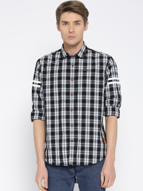 

Indigo Nation Street Men Black & Blue Checked Casual Shirt