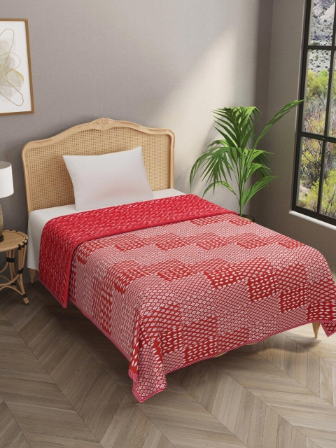 

Gulaab Jaipur Red & White Geometric AC Room 350 GSM Single Bed Dohar