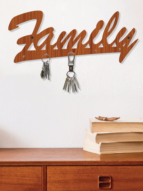 

RANDOM Brown Family Wood Wall Hanging Key Holder with 5 Hooks